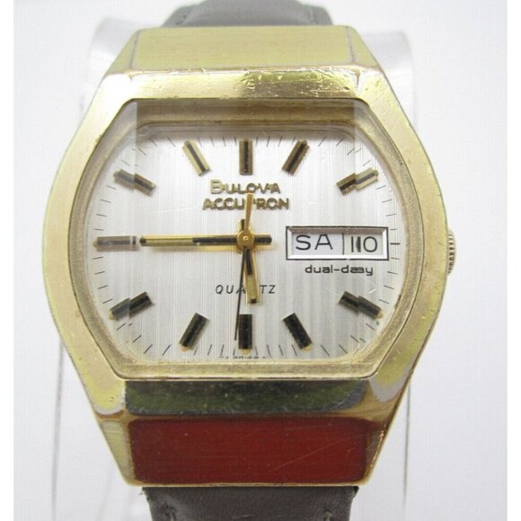 Vtg Bulova Accutron Swiss Quartz Dual Day Analog 34mm Watch (H538) New Battery - Picture 1 of 11